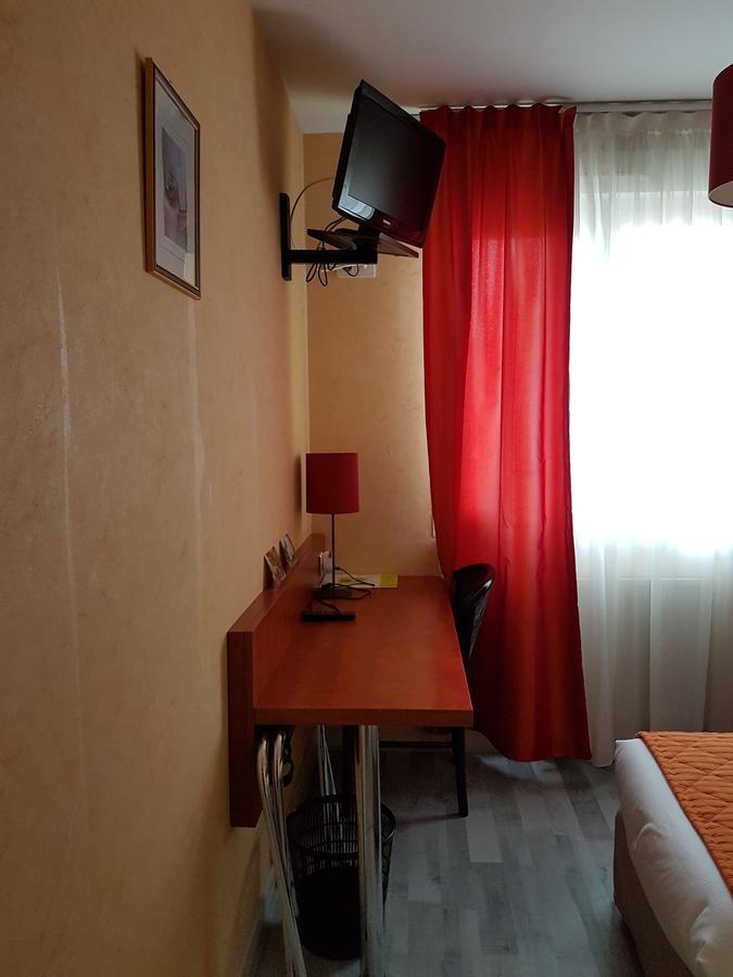 Logis Hotel Le Florina Sainte-Florine Eksteriør billede
